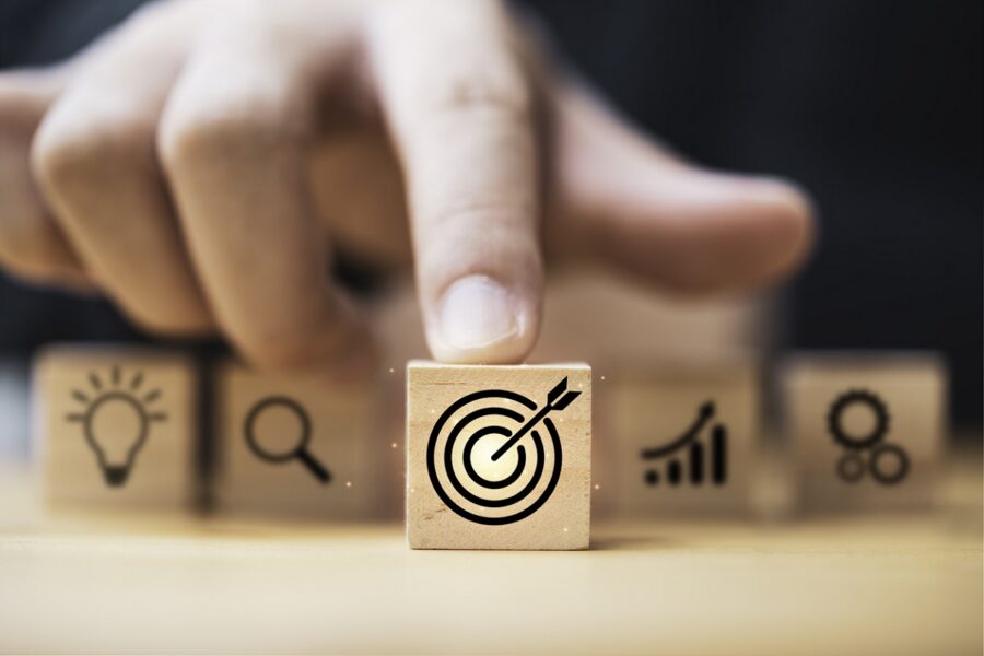Como criar metas financeiras que realmente cabem no seu orçamento